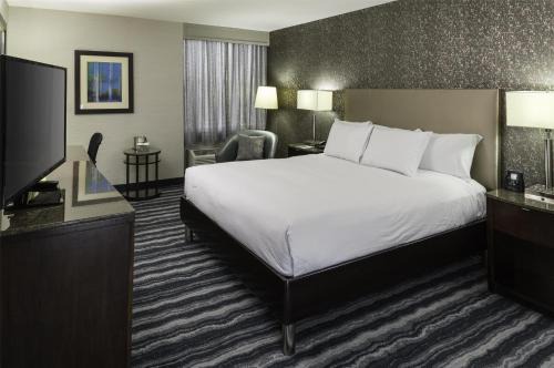 Talleyville Hotel | Inviting DoubleTree by Hilton Wilmington with Family-Friendly Amenities