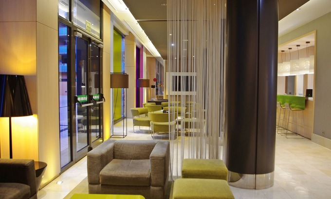 Eixample Hotel | Charming DoubleTree by Hilton Girona with Pool & Spa