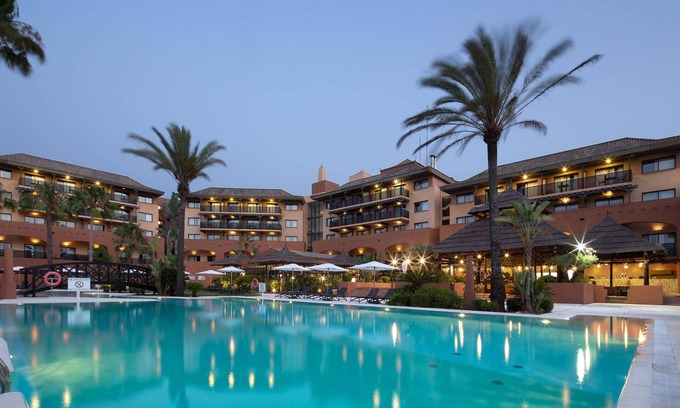 Islantilla Resort | Relaxing DoubleTree by Hilton Islantilla Beach Golf Resort