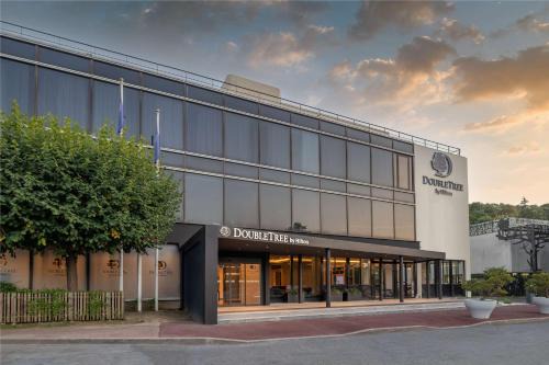 Bougival Hotel | Elegant Stay at DoubleTree by Hilton Paris Bougival