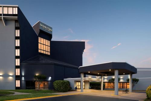 North Chesterfield Hotel | Relax at DoubleTree by Hilton Richmond - Midlothian