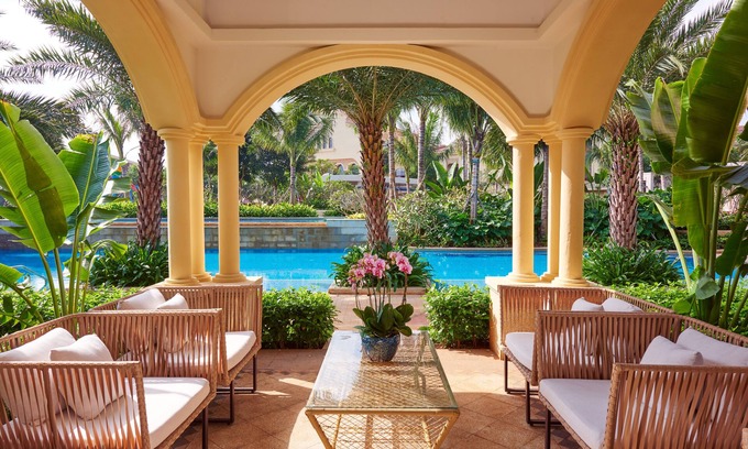 Chengmai Resort | Modern DoubleTree Resort by Hilton Hainan Chengmai Awaits