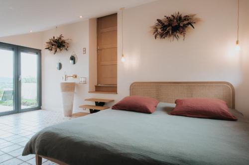 Serre-les-Sapins Apartment | Experience Doubs Moment: Oceanfront Bliss with Pool Access