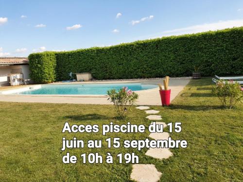 Le Pouzin Apartment | Cozy Retreat with Spa and Ocean Views for Memorable Stays