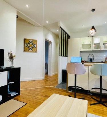 Villemomble Apartment | Convenient Douce France: Steps from Train & Near Disney
