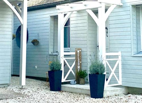 Sautron House | Pet-Friendly Retreat at Douce Halte - Rated 9.6/10!