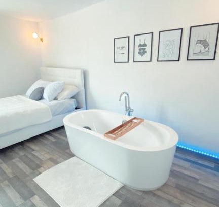 Saint-Nicolas-d'Aliermont House | Cozy Retreat at Douce Nuit - Perfect for Families