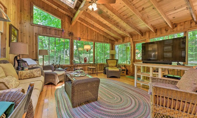 Douglas House | Douglas Whispering Winds Cottage with Oceanfront Views