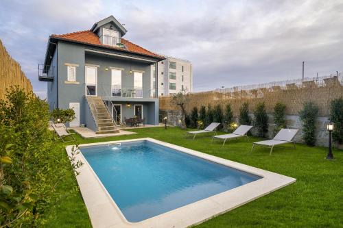 Lordelo do Ouro e Massarelos House | Douro Prestige Urban Retreat: Pool, Gym & Ocean Views