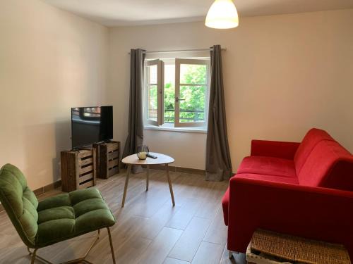 Beblenheim Apartment | Cozy Doux Refuge with Terrace & Free Parking for Families