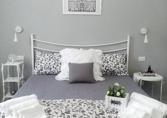 Nicolosi Bed & Breakfast | Guest Rated 10/10: Dove nasce il Sole B&B with Breakfast