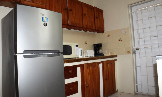 St. Lawrence Gap Villa | Inviting Dover Beach House with Pool and Family-Friendly Amenities