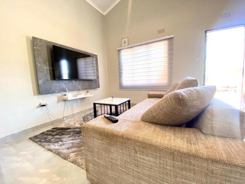 Gaborone House | Budget-Friendly Downtown Delight - 2BR Pet & Child Friendly