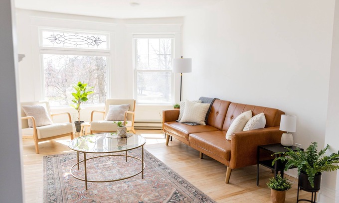 Grand Rapids Apartment | Ideal Downtown 3BR Apartment Near Shops and Breweries