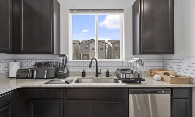 American Fork House | Downtown abode w/mountain views