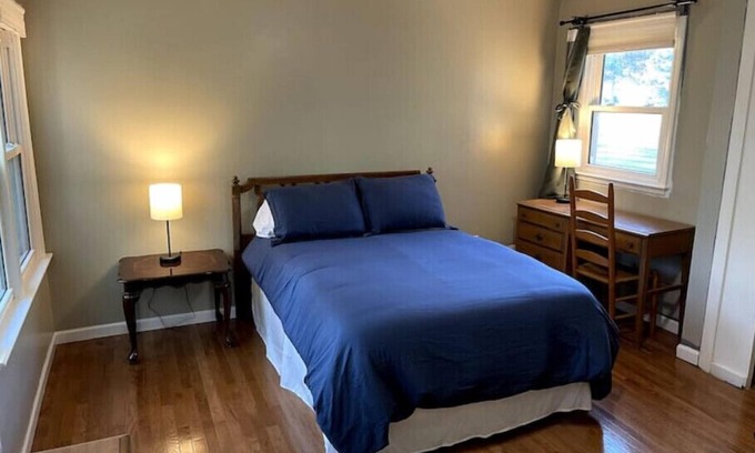 Ames House | Peaceful Getaway in Downtown Ames - Top-Rated Amenities