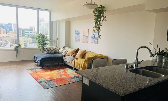East Village House | Convenient Apartment near Gaslamp and Petco Park