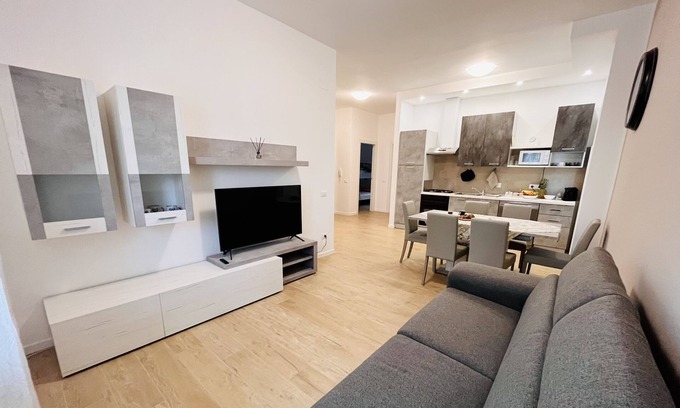 Citta Nuova-Barriera Nuova-San Vito-Citta Vecchia Apartment | Convenient Downtown Apartment with Private Parking & Breakfast