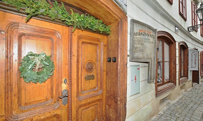 Cesky Krumlov Apartment | Guest Rated 10/10: Downtown Apartments in Český Krumlov