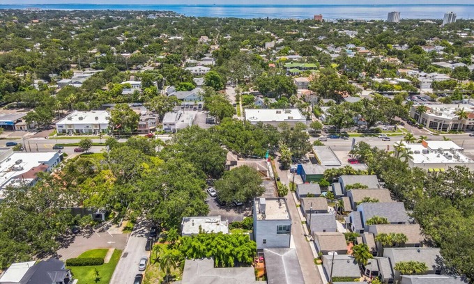 Crescent Lake Apartment | Cozy 2BR Retreat Near Beach and Downtown Attractions