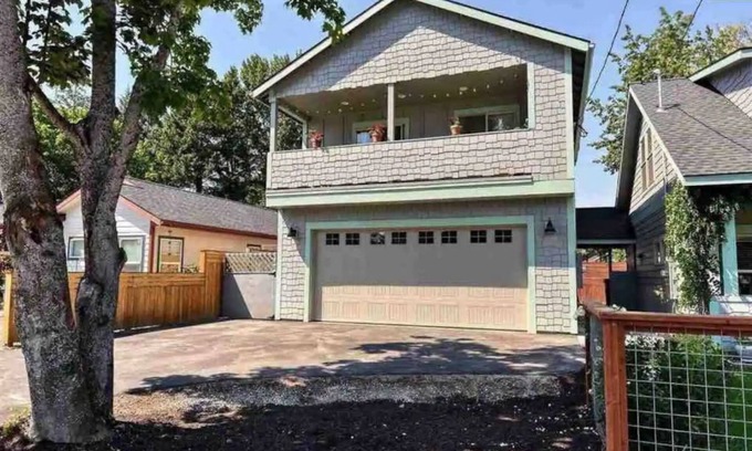 Sandpoint Apartment | Guest Rated 9.8: Downtown Adventure Basecamp with Views