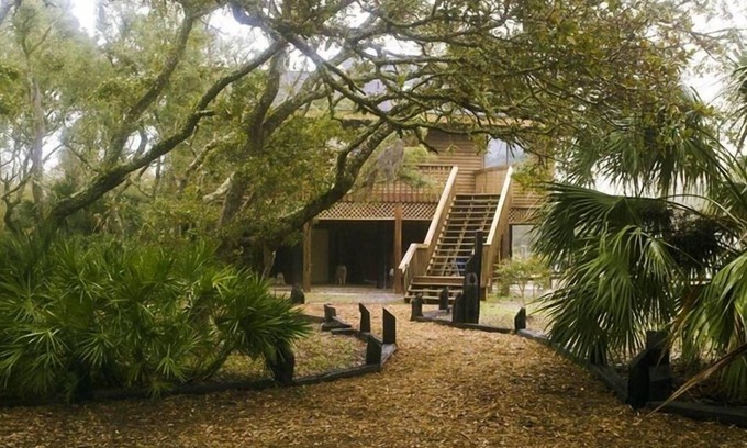 St. George Island House | Pet-Friendly Getaway Steps from the Beach and Downtown!