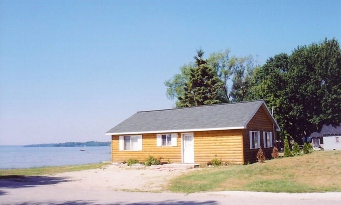Curtis Cabin | Idyllic South Lake Manistique: Pet-Friendly with Pool & Views