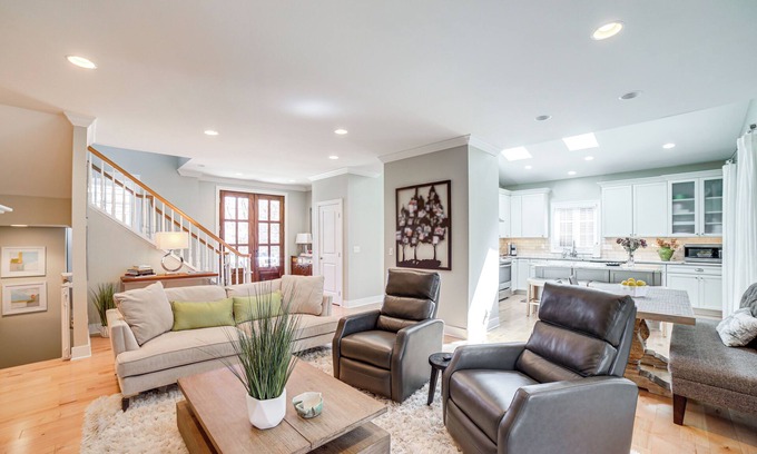 Douglas House | Family-Friendly Downtown Douglas Retreat: Bikes & Kayaks Await!