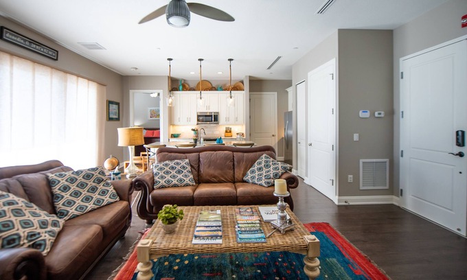 Downtown Dunedin Condo | Experience Downtown Dunedin Walking District with Ocean Views
