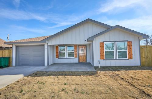 San Angelo House | Elegant 2-BR Home in Downtown San Angelo, Texas