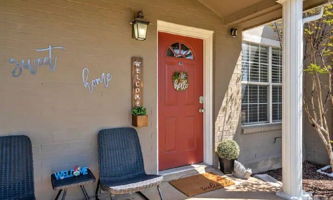 Frisco Original Donation House | Explore the Downtown Frisco Gem with Pool & Spa Amenities