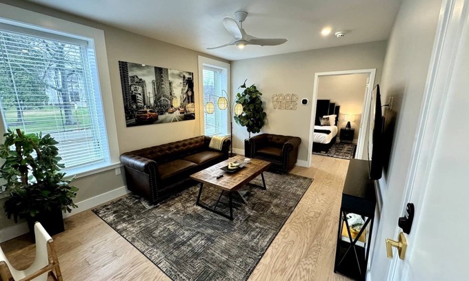Downtown Chattanooga Condo | Premier Downtown Luxe with Gated Parking & Top Amenities