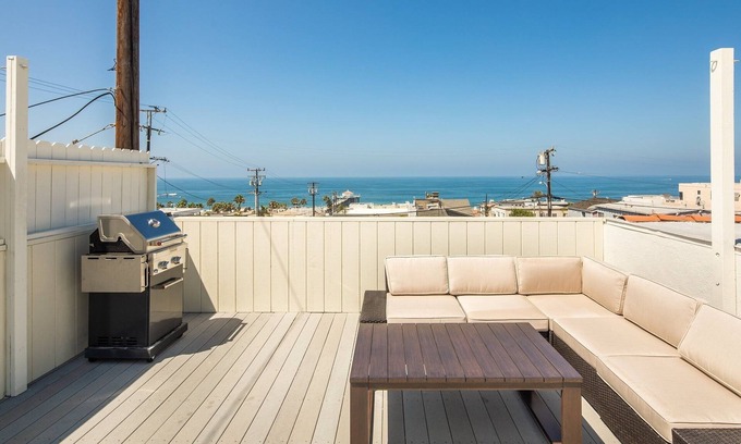 The Strand Apartment | Top-Rated Downtown Manhattan Beach Getaway with Ocean Views
