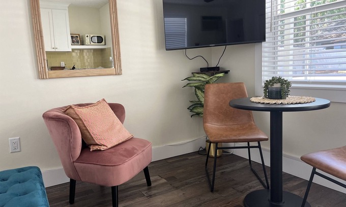Safety Harbor Hotel | Discover QN Studio: Oceanfront Bliss Near Downtown