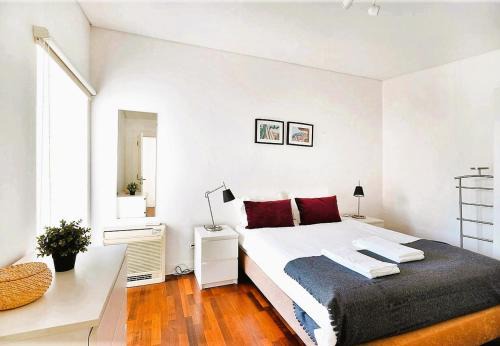 Sao Paulo Apartment | Downtown Riverside by Homing