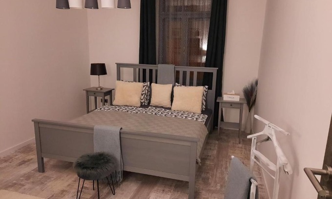 Pecs Apartment | Family-Friendly Retreat at Downtown's Diamond - 10/10 Rating