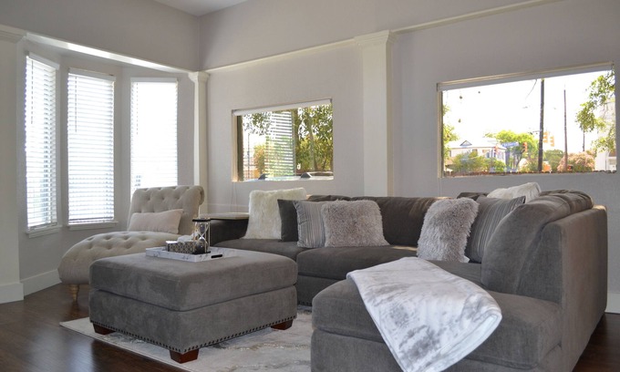 Historic Garderns House | Cozy Downtown San Antonio 3BR with Free Parking & Kitchen