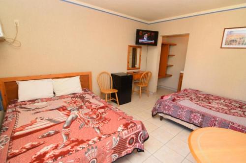 Primera Seccion House | Cozy Downtown San Felipe Studio with Free WiFi & Cable TV