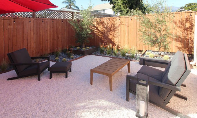 Oak Park House | Convenient Downtown Santa Barbara Hotel with King Beds