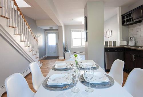 Charlottetown House | Convenient Stay Steps from Holland College with Hot Tub