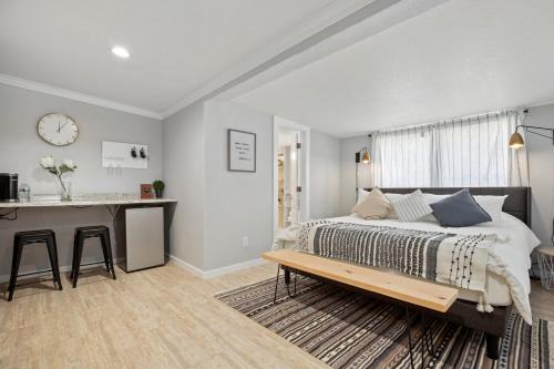 Wimberley Hotel | Pet-Friendly Downtown Studio 1 at Beer Ranch Project Inn