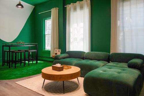 North End Villa | Downtown Sustainable Garden House