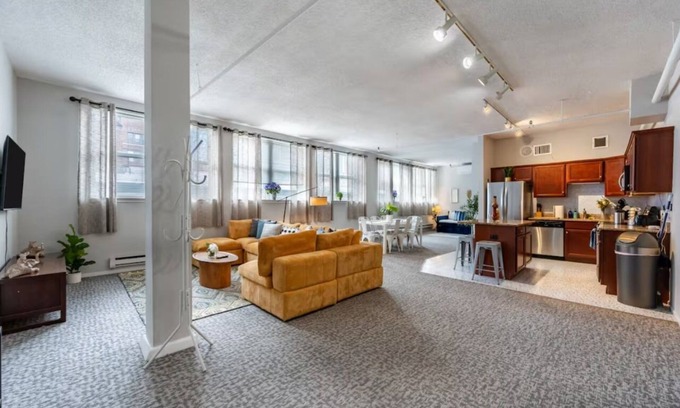 Printers Row Condo | Spacious Downtown Penthouse with Spa & Breakfast Options