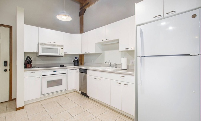 Grand Haven Condo | Exceptional Oceanfront 2BDR Condo in Downtown Grand Haven!
