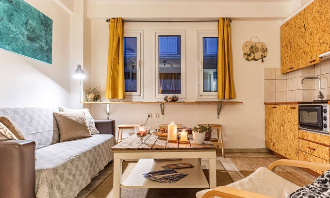 Kalamata Apartment | Central Downtown Yellow Studio with Breakfast & Kitchen