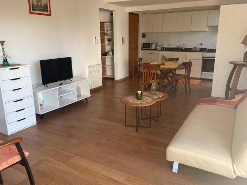Rosario Apartment | Family-Friendly Comfort at Dpto Arroyito - Rated 10/10
