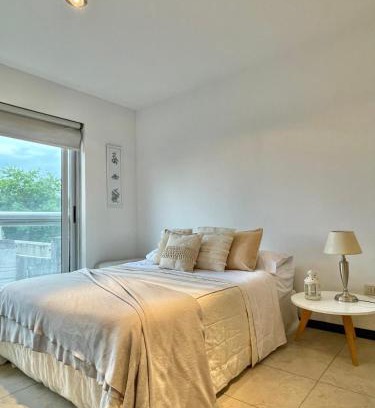 Concordia Apartment | Child-Friendly Retreat at Dpto Pellegrini, Rated 9.7/10