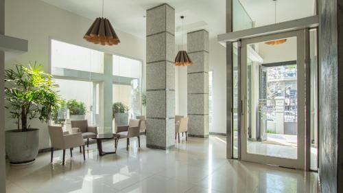 Santa Fe Apartment | Pet-Friendly Getaway: Dpto sobre Bv Galvez with Pool