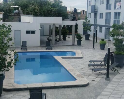San Juan de Dios Apartment | Central Guadalajara Retreat with Pool and Family Amenities