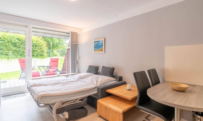 Schilksee Apartment | Oceanfront Comfort at Drachenbahn - Perfect for Families